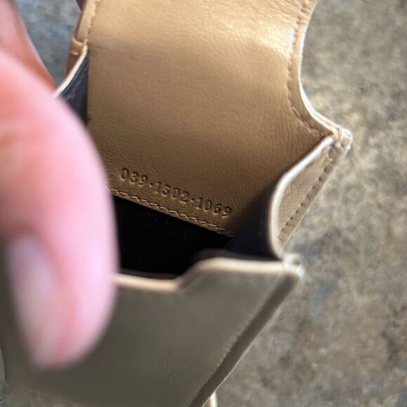 GUCCI Rare Slim Case Pen/ Cigar/ Lipstick Lanyard Leather Cream - Picture 4 of 12